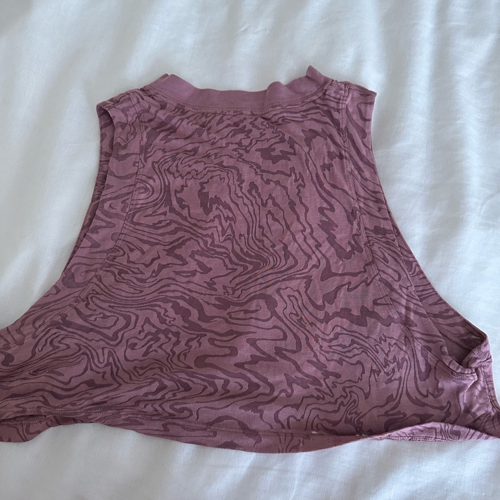 Lulu lemon tank